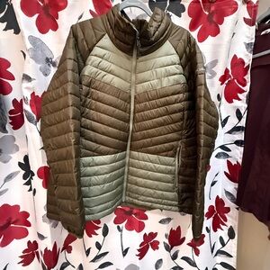 Columbia Women's Olive and Khaki Puffer Jacket